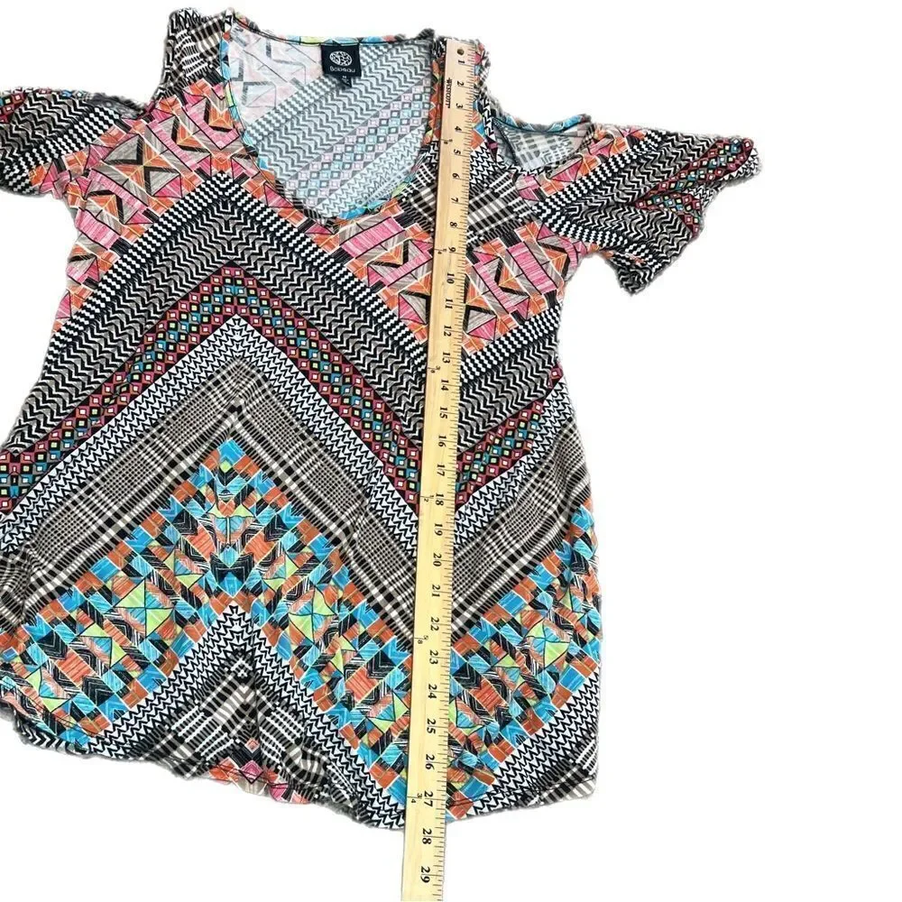 Bobeau Printed Cold Should Blouse. Very Soft! Size Medium. Great Condition!!